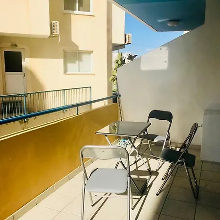 Makenzi شقة *
